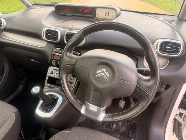 2016 CITROEN C3 PICASSO - Photo 6