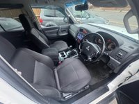 USED 2013 13 MITSUBISHI SHOGUN 3.2 DI-DC SG2 SUV 5dr Diesel Manual 4WD Euro 5 LWB (197 ps) 1 OWNER + ULTRA LOW MILEAGE