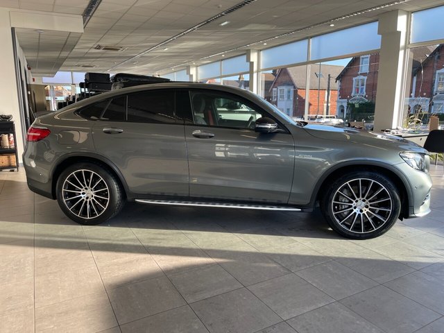 2019 MERCEDES-BENZ GLC 3.0 GLC43 V6 AMG (Premium Plus) Coupe 5dr Petrol G-Tronic+ 4MATIC Euro 6 (s/s) (367 ps) - Photo 4