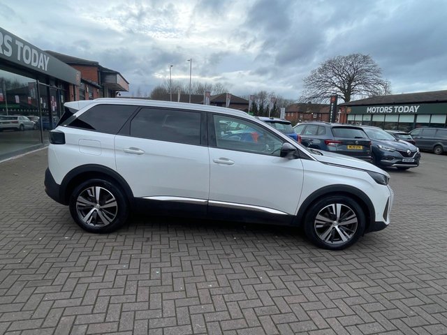 2022 PEUGEOT 5008 1.2 PureTech Allure SUV 5dr Petrol EAT Euro 6 (s/s) (130 ps) - Photo 4