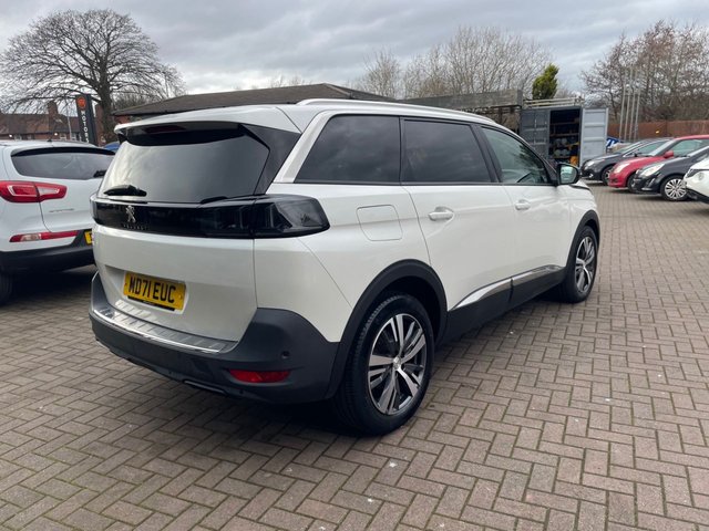 2022 PEUGEOT 5008 1.2 PureTech Allure SUV 5dr Petrol EAT Euro 6 (s/s) (130 ps) - Photo 12