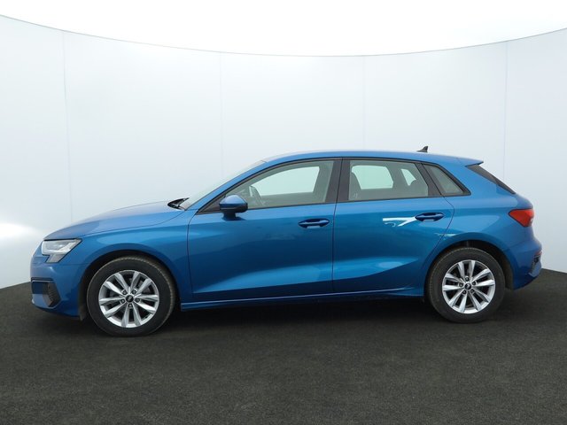 2022 Audi A3 2L Technik 5dr - Photo 6