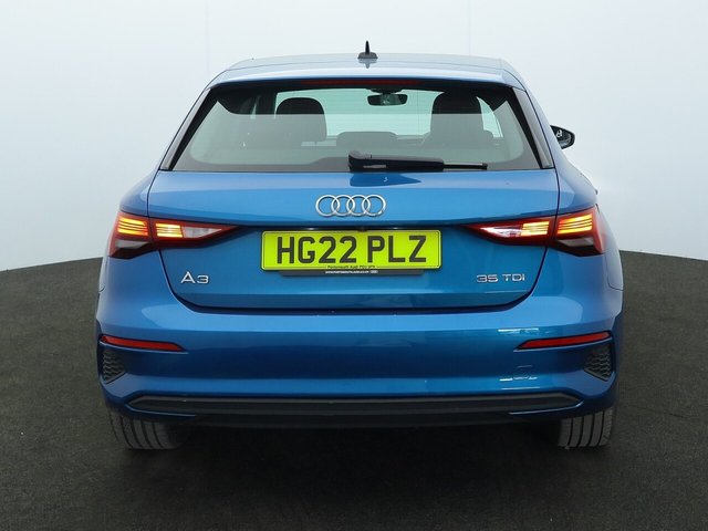 2022 Audi A3 2L Technik 5dr - Photo 9