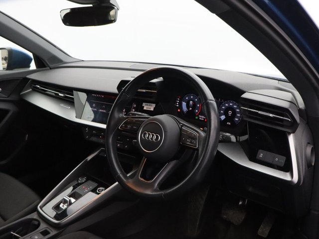 2022 Audi A3 2L Technik 5dr - Photo 12