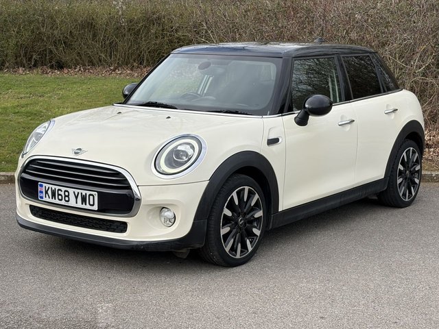 2018 MINI HATCH