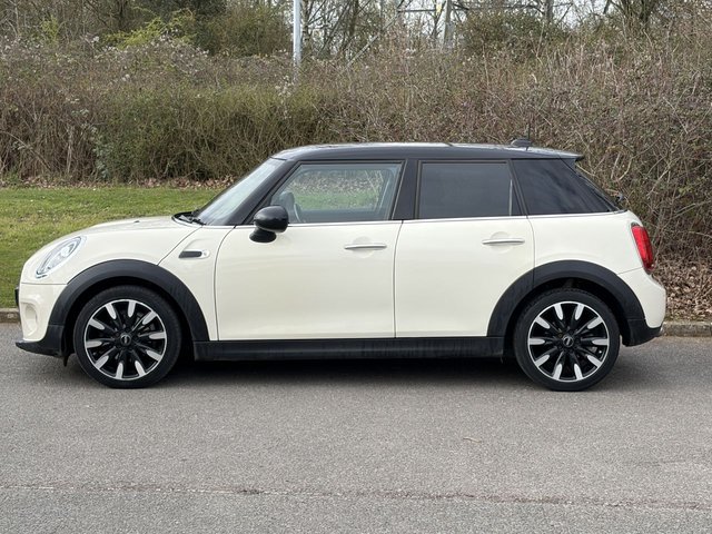 2018 MINI HATCH - Photo 2