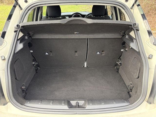 2018 MINI HATCH - Photo 11