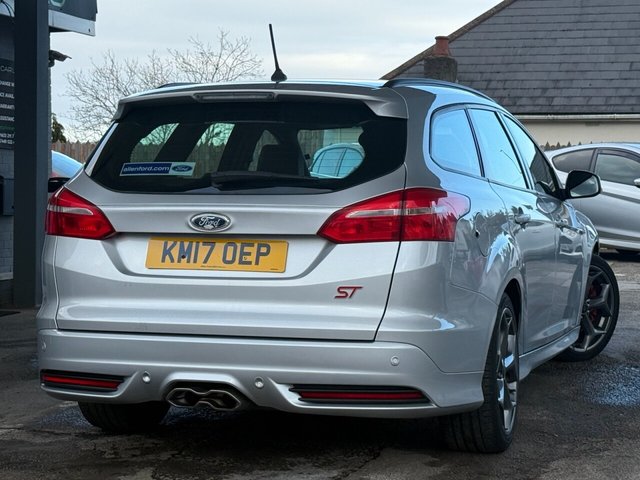 2017 Ford Focus 2L St-3 5dr - Photo 4