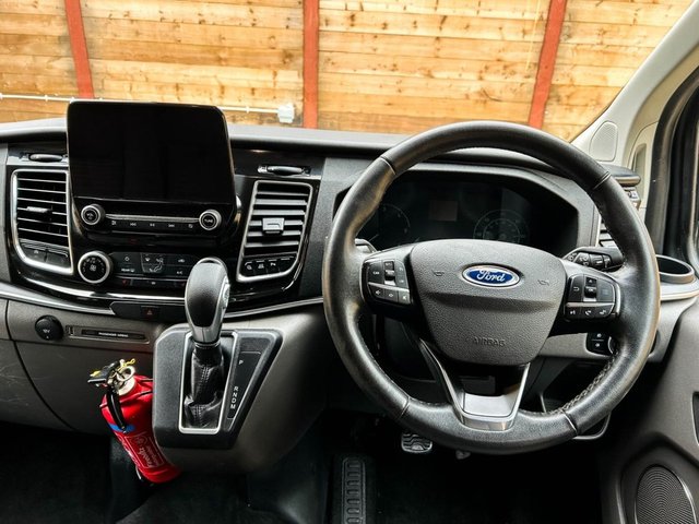 2021 FORD TOURNEO CUSTOM - Photo 2