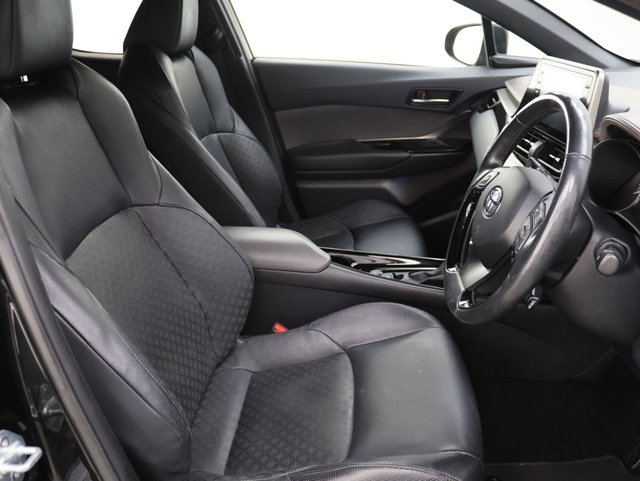2020 Toyota C-HR 2L Excel 5dr - Photo 12