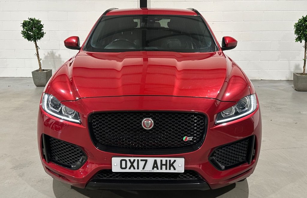 USED 2017 17 JAGUAR F-PACE 3.0 D300 V6 S SUV 5dr Diesel Auto AWD Euro 6 (s/s) (300 ps) 