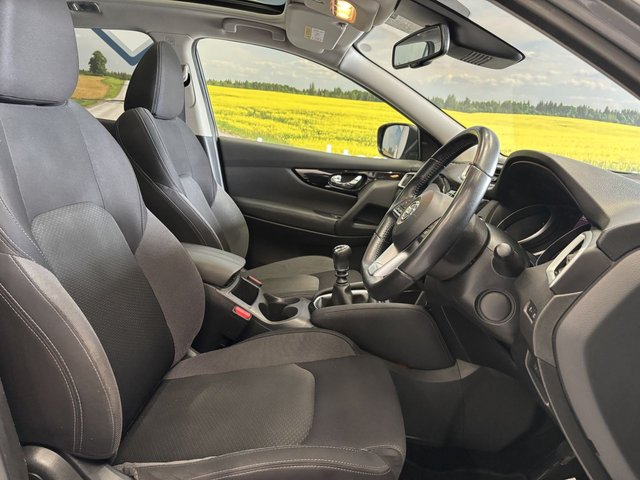 2019 Nissan Qashqai 1.3L N-Connecta 5dr - Photo 11