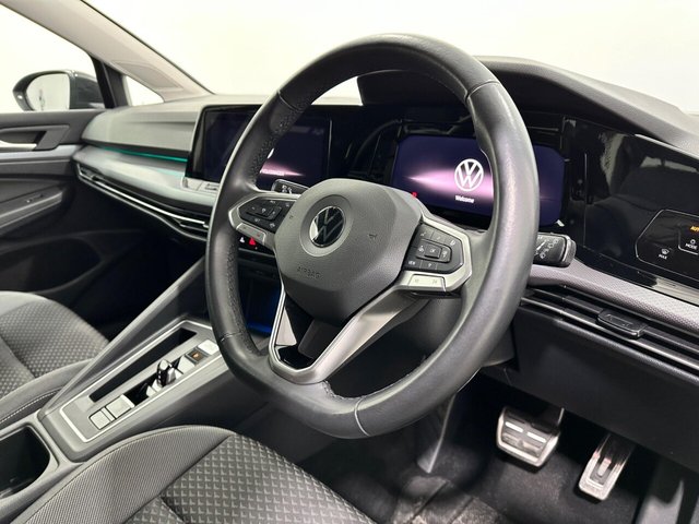 2022 Volkswagen Golf - Photo 10