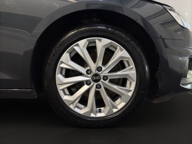 2023 Audi A4 2L Technik 4dr - Photo 8