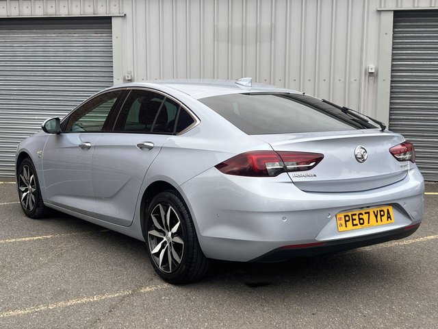 2017 VAUXHALL INSIGNIA - Photo 3