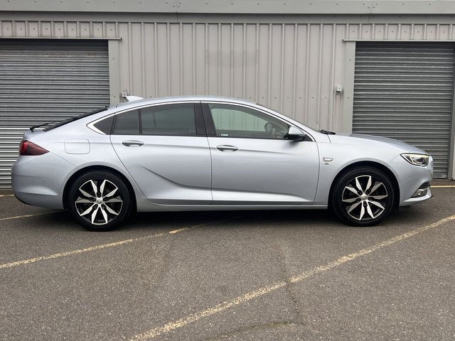 2017 VAUXHALL INSIGNIA - Photo 5