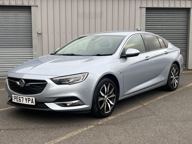 2017 VAUXHALL INSIGNIA