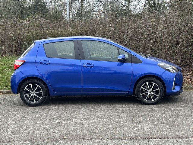 2019 TOYOTA YARIS - Photo 6