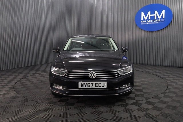 2017 VOLKSWAGEN PASSAT 2.0 TDI GT Saloon 4dr Diesel Manual Euro 6 (s/s) (190 ps) - Photo 2