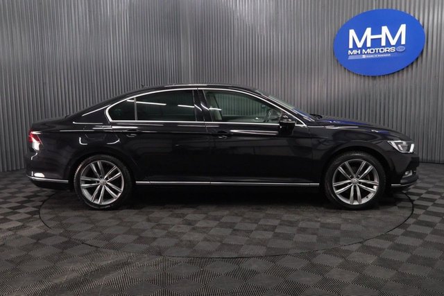 2017 VOLKSWAGEN PASSAT 2.0 TDI GT Saloon 4dr Diesel Manual Euro 6 (s/s) (190 ps) - Photo 8
