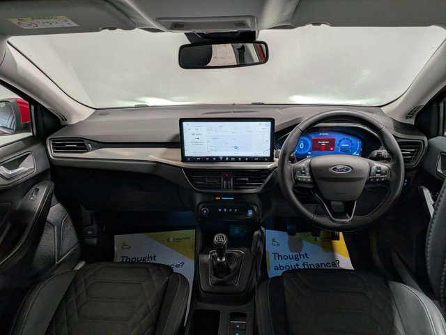 2022 Ford Focus 1L Titanium Vignale 5dr - Photo 8