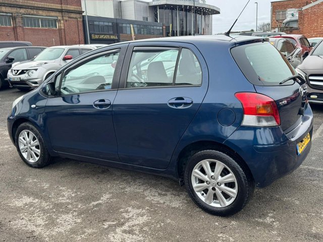 2009 TOYOTA YARIS - Photo 7