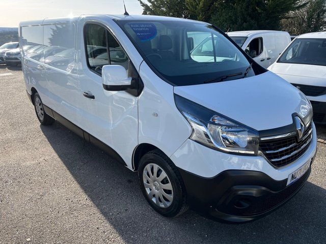 2021 RENAULT TRAFIC - Photo 2