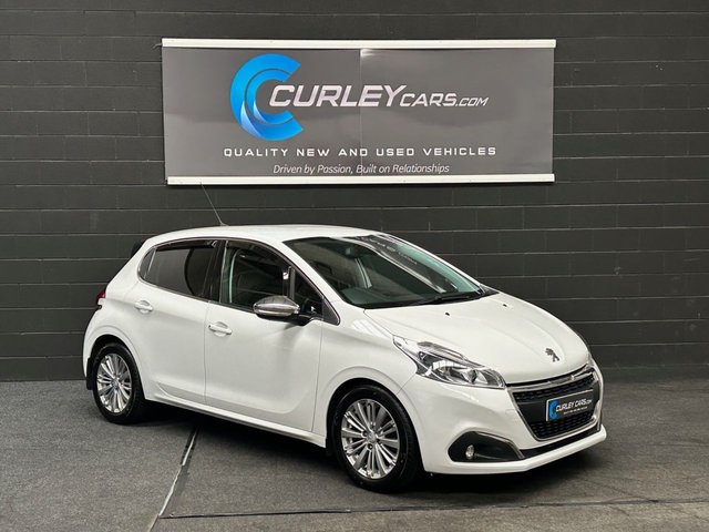 View our PEUGEOT 208