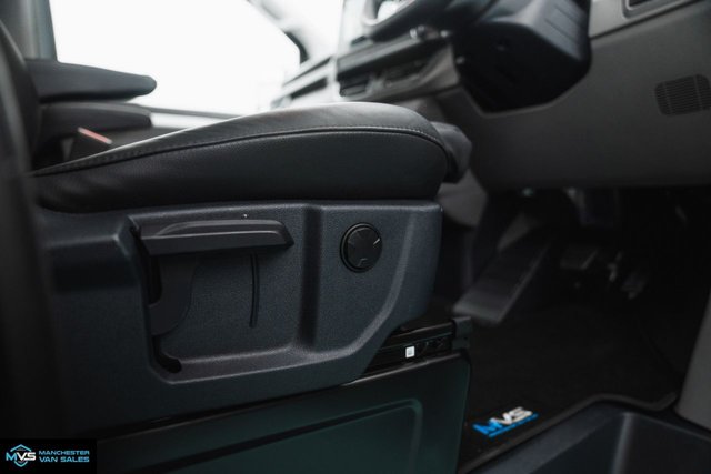 2026 Volkswagen Transporter - Photo 12