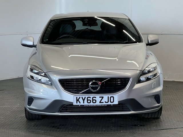 2016 Volvo V40 2L R-Design Pro 5dr - Photo 8