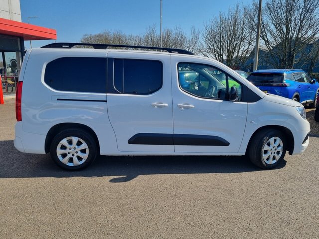 2023 VAUXHALL Combo Life Electric - Photo 11