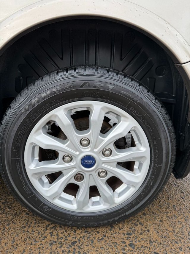 2019 FORD TOURNEO CUSTOM - Photo 9