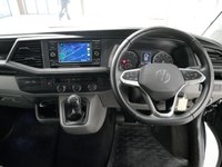 USED 2024 24 VOLKSWAGEN TRANSPORTER T30 2.0 TDI 110 BHP SWB HIGHLINE KOMBI 5 SEATER CADCO BED | STORAGE  | TAILGATE | HIGH SPEC