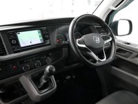USED 2024 24 VOLKSWAGEN TRANSPORTER T30 2.0 TDI 110 BHP SWB HIGHLINE KOMBI 5 SEATER CADCO BED | STORAGE  | TAILGATE | HIGH SPEC