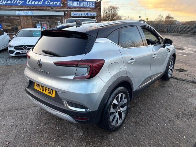 2020 RENAULT CAPTUR 1.0 TCe S Edition Euro 6 (s/s) 5dr - Photo 4