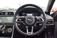 USED 2021 21 JAGUAR XE 2.0 P250i R-Dynamic SE Saloon 4dr Petrol Auto Euro 6 (s/s) (250 ps) PAN ROOF / 1 OWNER / LOW MILES
