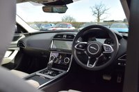 USED 2021 21 JAGUAR XE 2.0 P250i R-Dynamic SE Saloon 4dr Petrol Auto Euro 6 (s/s) (250 ps) PAN ROOF / 1 OWNER / LOW MILES