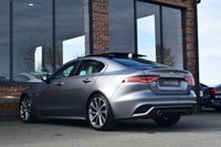 USED 2021 21 JAGUAR XE 2.0 P250i R-Dynamic SE Saloon 4dr Petrol Auto Euro 6 (s/s) (250 ps) PAN ROOF / 1 OWNER / LOW MILES