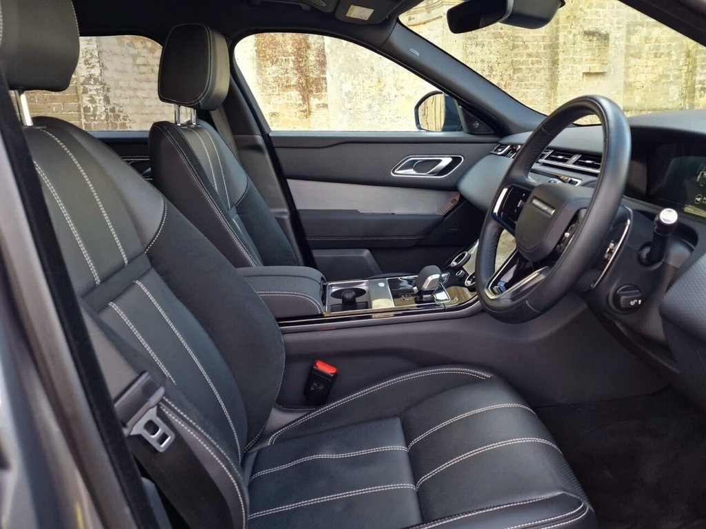 USED 2023 72 LAND ROVER RANGE ROVER VELAR 2.0 P400e 17.1kWh R-Dynamic SE SUV 5dr Petrol Plug-in Hybrid Auto 4WD Euro 6 (s/s) (404 ps) FINANCE AVAILABLE
