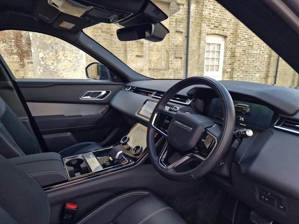USED 2023 72 LAND ROVER RANGE ROVER VELAR 2.0 P400e 17.1kWh R-Dynamic SE SUV 5dr Petrol Plug-in Hybrid Auto 4WD Euro 6 (s/s) (404 ps) FINANCE AVAILABLE