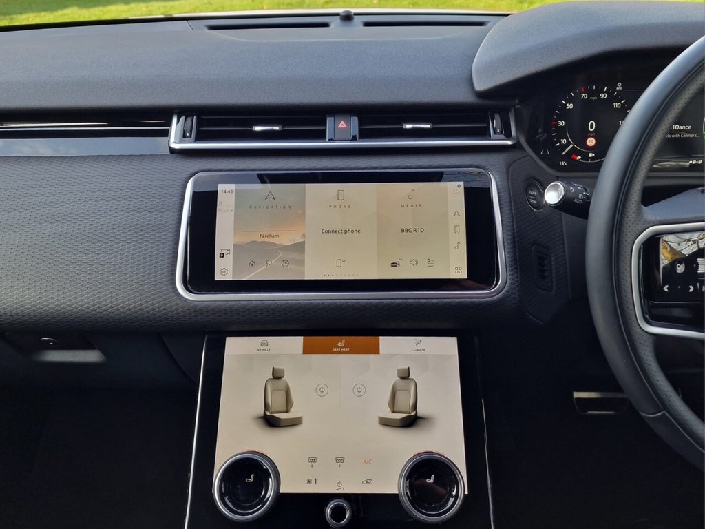 USED 2023 72 LAND ROVER RANGE ROVER VELAR 2.0 P400e 17.1kWh R-Dynamic SE SUV 5dr Petrol Plug-in Hybrid Auto 4WD Euro 6 (s/s) (404 ps) FINANCE AVAILABLE