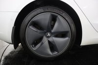 USED 2020 20 TESLA Model 3 Standard Range Plus 4dr Auto RWD (PAN ROOF) 