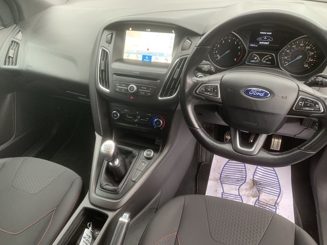 2018 FORD FOCUS 1.0T EcoBoost ST-Line Hatchback 5dr Petrol Manual Euro 6 (s/s) (140 ps) - Photo 7