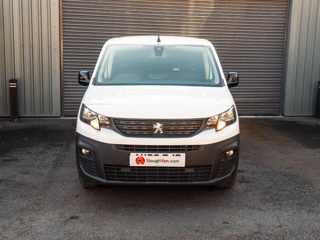 PEUGEOT PARTNER 1.5 BlueHDi 1000 Professional Premium Standard Panel Van 5dr Diesel Manual SWB Euro 6 (100 bhp) - Photo 3