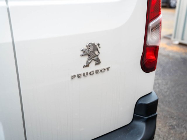 PEUGEOT PARTNER 1.5 BlueHDi 1000 Professional Premium Standard Panel Van 5dr Diesel Manual SWB Euro 6 (100 bhp) - Photo 10