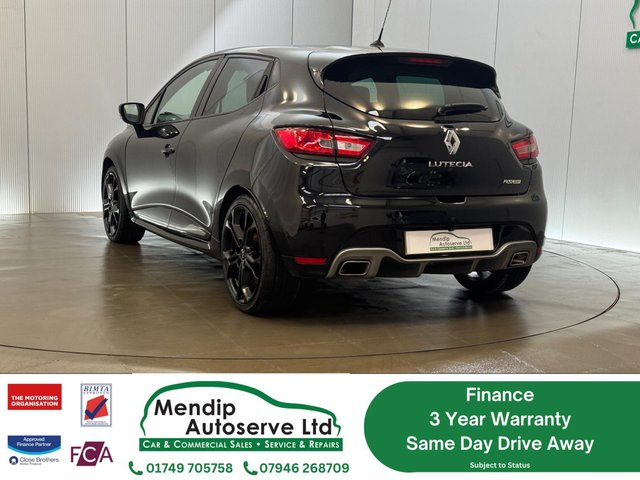 2015 RENAULT CLIO 1.6 TCe Renaultsport Nav Lux Hatchback 5dr Petrol Auto Euro 6 (200 ps) - Photo 11