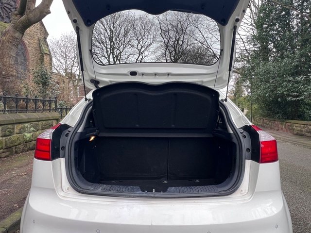 2013 Kia Rio 1L 3 5dr - Photo 12