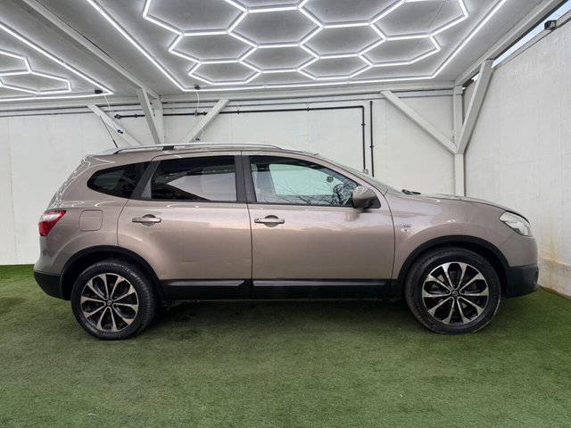 2012 NISSAN QASHQAI+2 2012 2.0 n-tec CVT 4WD Euro 5 5dr - Photo 2