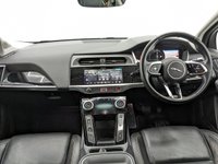 USED 2019 69 JAGUAR I-PACE 400 90kWh SE SUV 5dr Electric Auto 4WD (400 ps) 20'' ALLOY WHEELS , PAN ROOF ,  FRONT AND REAR PARKING SENSORS , REAR REVERSE CAMERA , APPLE CARPLAY - ANDROID AUTO , SAT NAV , MERIDIAN SOUD SYSTEM