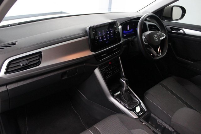 2023 VOLKSWAGEN T-ROC - Photo 10